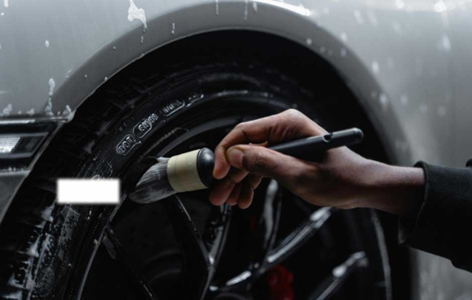 The Evolution of Car Detailing Equipment